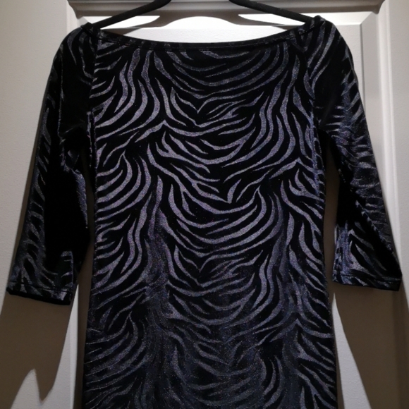 Little black dress - Picture 10 of 10